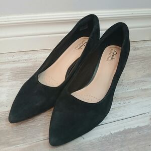 Clarks Teresa Step Black Suede Block Heel Comfort Pumps Women’s 10
